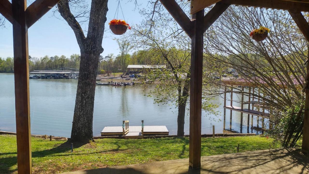 Lakefront Home At Lake Chickamauga! Walk To The Marina! Dayton Eksteriør bilde